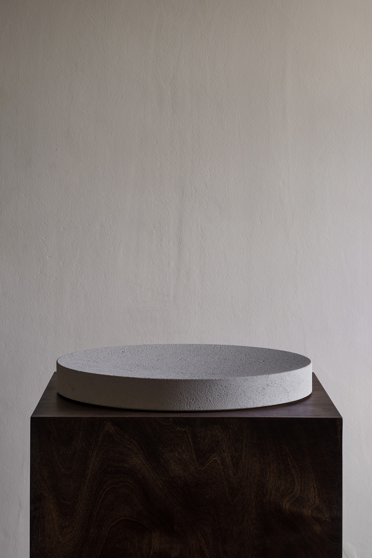 Stonemason's Bowl with Albion Stone (Dorset), 5.5 × 45 × 45 cm